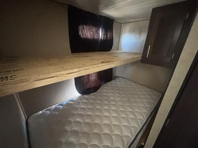 2017 GREY WOLF 26DBH TRAVEL TRAILER  GREY WOLF - Photo 15 - Albuquerque, NM 87108