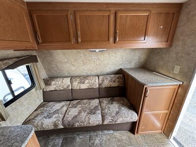 2009 Jayco 19BH Jayflight - Photo 10 - Albuquerque, NM 87108