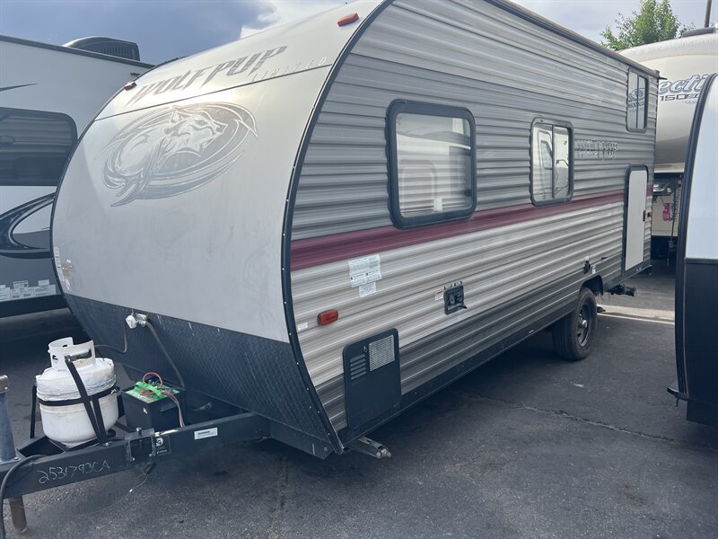 2018 FORESTRIVER 16BHS WOLF PUP - Photo 1 - Albuquerque, NM 87108