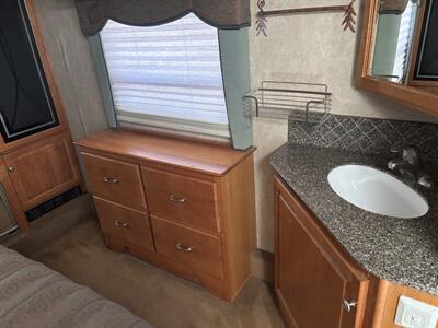 2007 ALPINE LITE 34RL LIMITED   - Photo 7 - Albuquerque, NM 87108