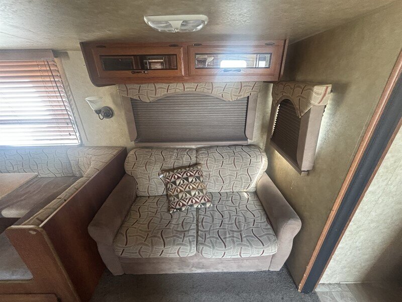 2010 Coachmen Catalina BUNK ROOM 32BHDS - Photo 14 - Albuquerque, NM 87108