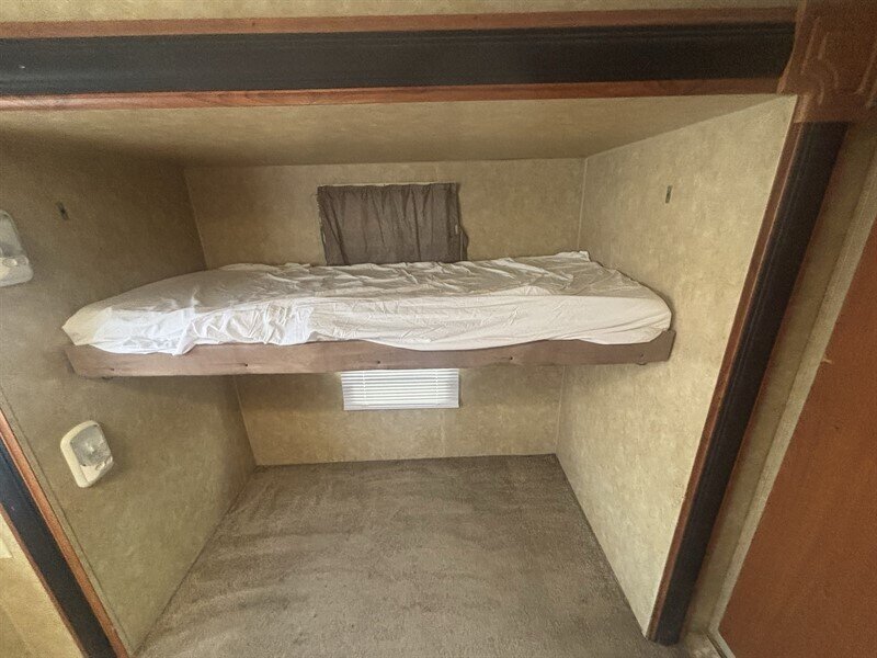 2010 Coachmen Catalina BUNK ROOM 32BHDS - Photo 17 - Albuquerque, NM 87108