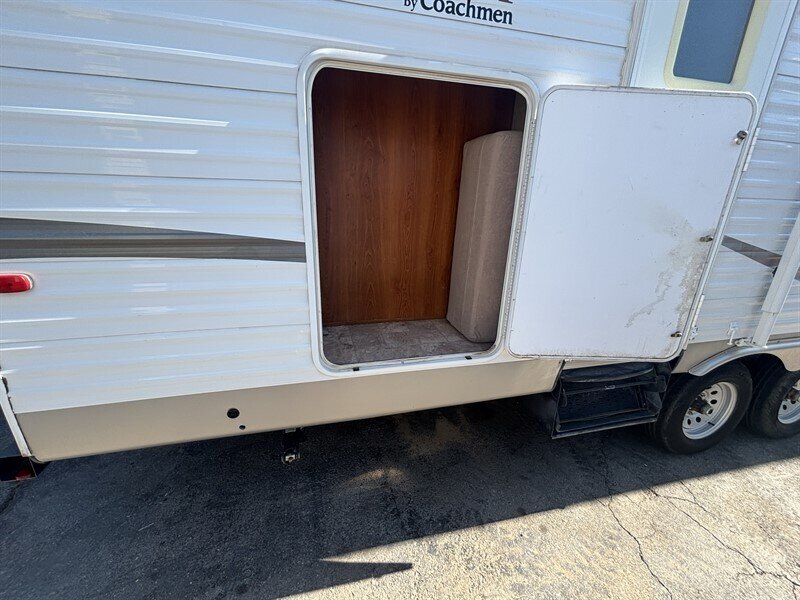 2010 Coachmen Catalina BUNK ROOM 32BHDS - Photo 9 - Albuquerque, NM 87108