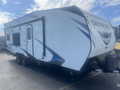 2018 Genesis 23SS TOY HAULER   - Photo 17 - Albuquerque, NM 87108