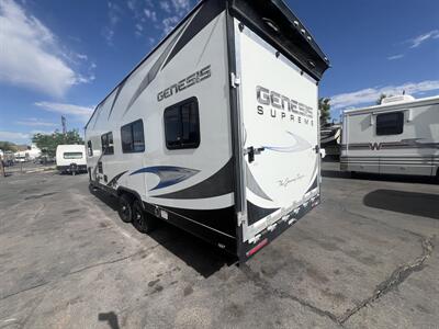 2018 Genesis 23SS TOY HAULER   - Photo 16 - Albuquerque, NM 87108