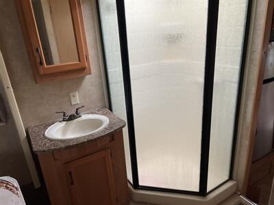 2009 KEYSTONE 252FWRLS COPPER CANYON   - Photo 18 - Albuquerque, NM 87108