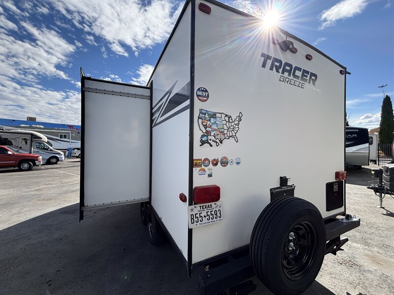 2019 PRIMETIME 19MRB TRACER BREEZE - Photo 5 - Albuquerque, NM 87108