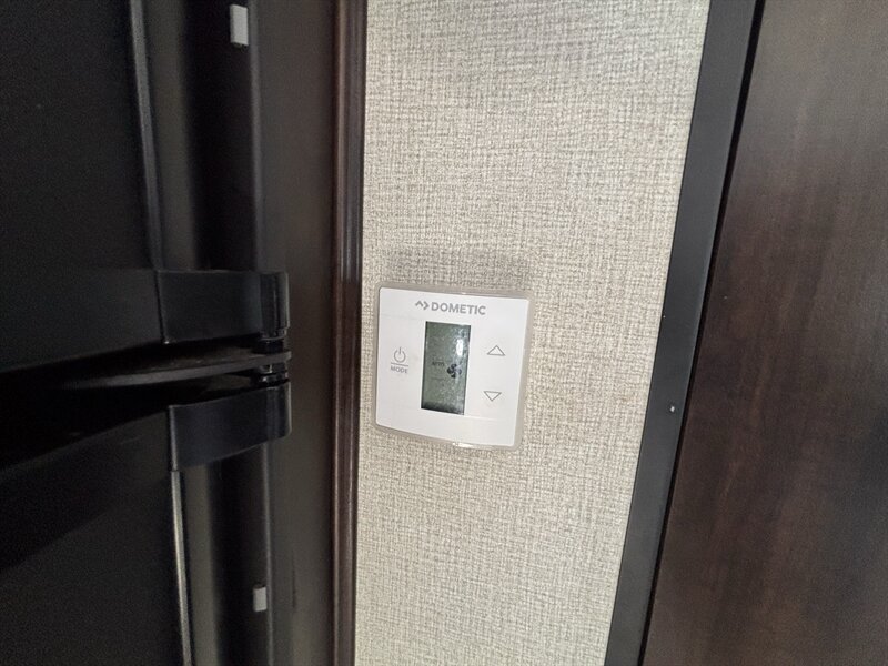 2019 PRIMETIME 19MRB TRACER BREEZE - Photo 12 - Albuquerque, NM 87108