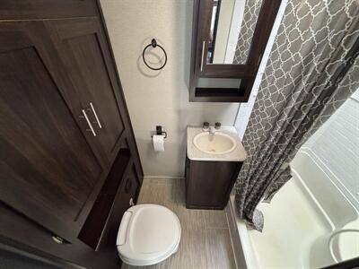 2019 PRIMETIME 19MRB TRACER BREEZE - Photo 14 - Albuquerque, NM 87108