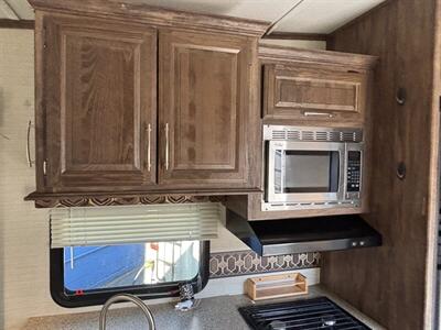 2015 Keystone 29RET Cougar   - Photo 11 - Albuquerque, NM 87108