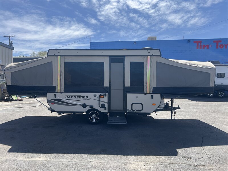 2016 Jayco 1207UD Jay Series   - Photo 1 - Albuquerque, NM 87108