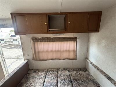 1999 Keystone SPRINDALE 250BH - Photo 14 - Albuquerque, NM 87108