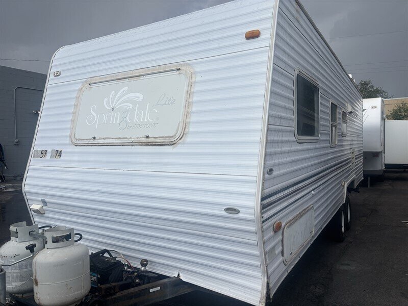 1999 Keystone SPRINDALE 250BH   - Photo 1 - Albuquerque, NM 87108