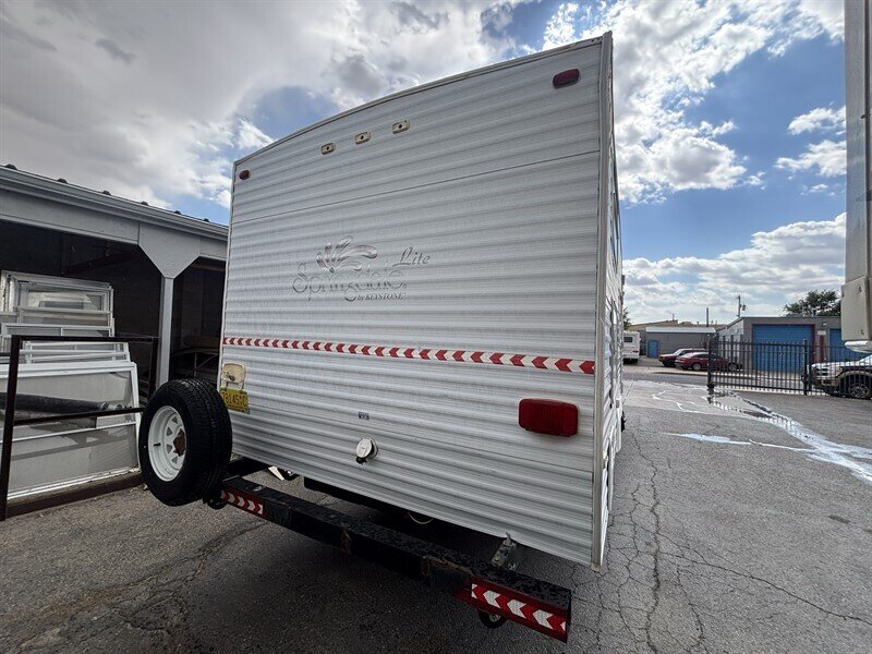 1999 Keystone SPRINDALE 250BH - Photo 5 - Albuquerque, NM 87108