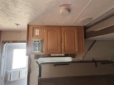 2006 Forest River 18 SANDPIPPER SPORT   - Photo 12 - Albuquerque, NM 87108