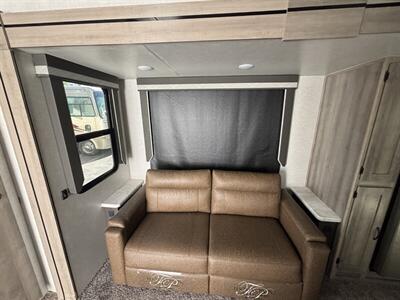2021 Winnebago 2427RB VOYAGE   - Photo 20 - Albuquerque, NM 87108
