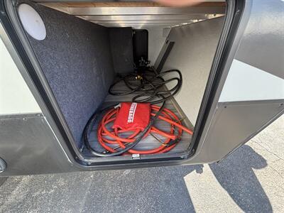 2021 Winnebago 2427RB VOYAGE   - Photo 9 - Albuquerque, NM 87108