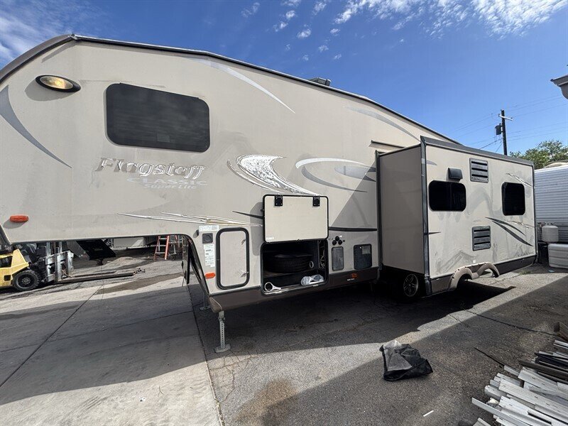2014 FLAGSTAFF 8528ikws CLASSIC SUPERLITE   - Photo 1 - Albuquerque, NM 87108