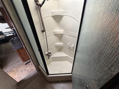 2010 KEYSTONE 3400RL MONTANA - Photo 27 - Albuquerque, NM 87108