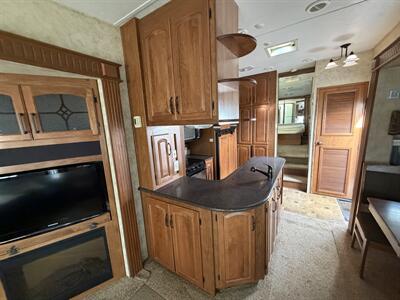 2010 KEYSTONE 3400RL MONTANA - Photo 19 - Albuquerque, NM 87108
