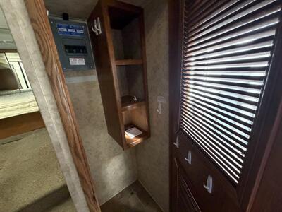 2010 KEYSTONE 3400RL MONTANA - Photo 23 - Albuquerque, NM 87108