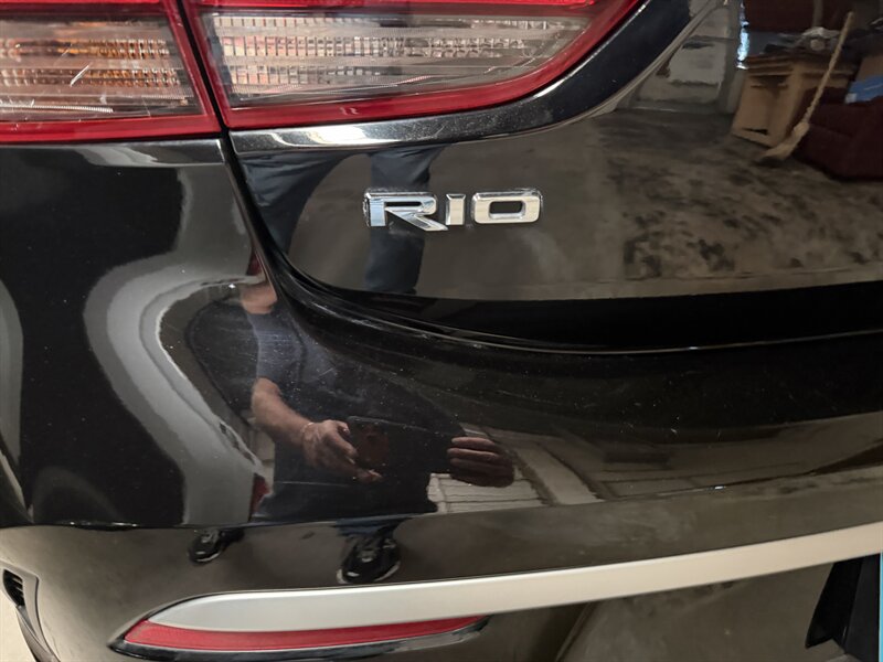 2021 Kia Rio LX - Photo 5 - Albuquerque, NM 87108
