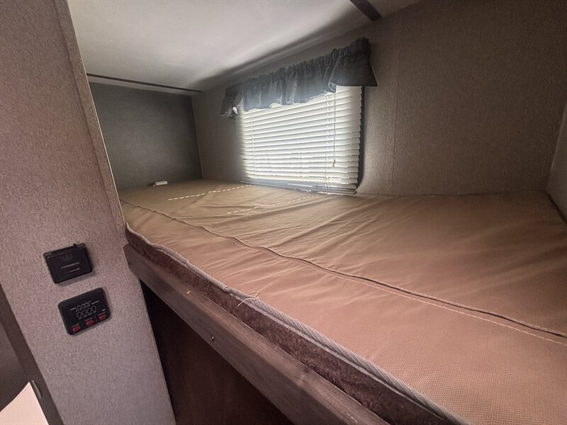 2018 Keystone 175BH PASSPORT ULTRA LITE - Photo 14 - Albuquerque, NM 87108