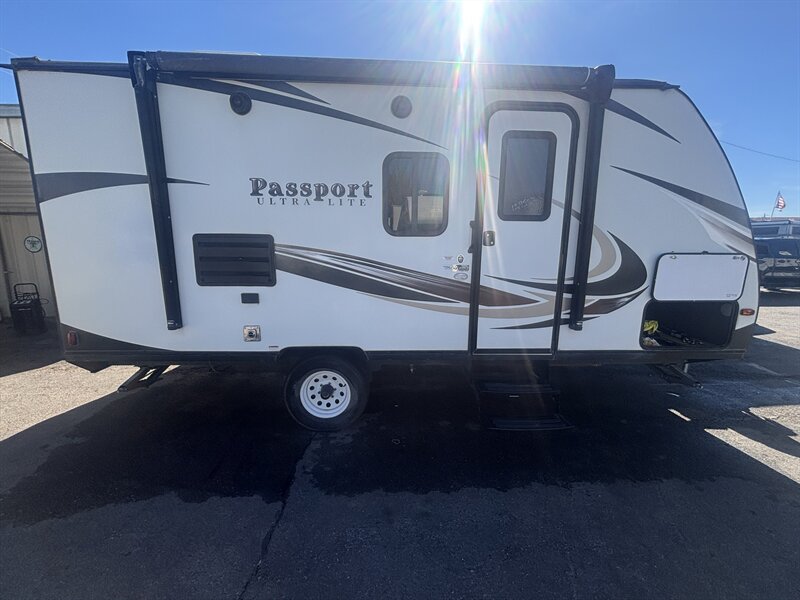 2018 Keystone 175BH PASSPORT ULTRA LITE - Photo 5 - Albuquerque, NM 87108