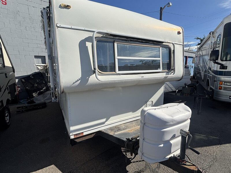 2000 HILO 1950TD POP-UP   - Photo 1 - Albuquerque, NM 87108