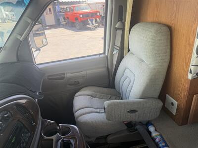 2003 HOLIDAY RAMBLER 29PBD ATLANTIS   - Photo 8 - Albuquerque, NM 87108