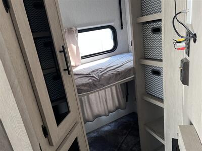 2024 WILDWOOD WDT24VIEW TRAILER   - Photo 21 - Albuquerque, NM 87108