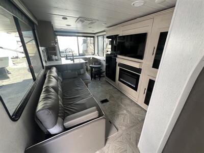 2024 WILDWOOD WDT24VIEW TRAILER   - Photo 11 - Albuquerque, NM 87108