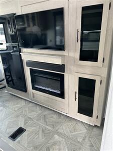 2024 WILDWOOD WDT24VIEW TRAILER   - Photo 30 - Albuquerque, NM 87108