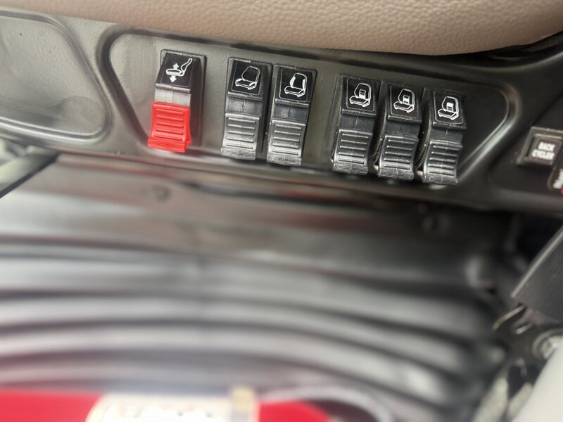 2015 Volvo VNM COMMERICAL Sleeper Semi - Photo 14 - Albuquerque, NM 87108