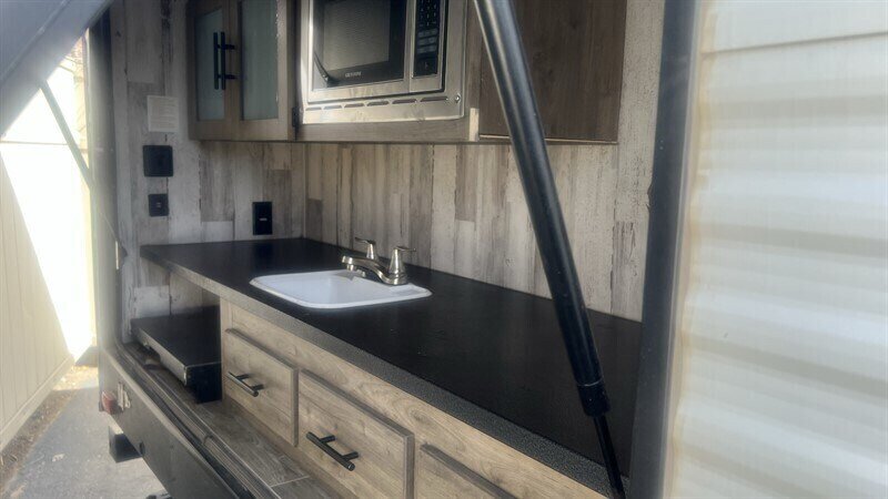 2021 FOREST RIVER 31QBBH PUMA LE - Photo 22 - Albuquerque, NM 87108