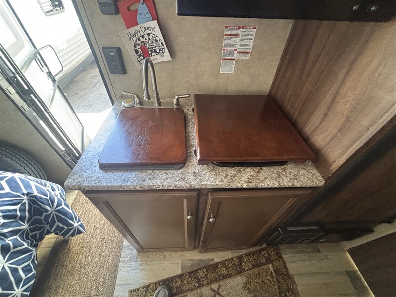 2018 Coachmen Clipper CLIPPER TOWABLE - Photo 11 - Albuquerque, NM 87108