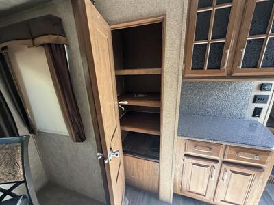 2016 KEYSTONE 3160RL MONTANA - Photo 25 - Albuquerque, NM 87108