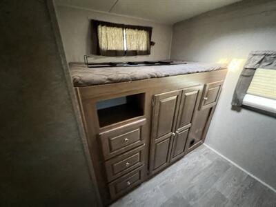 2018 FORESTRIVER 2909WS ROCKWOOD UTRA LITE - Photo 20 - Albuquerque, NM 87108