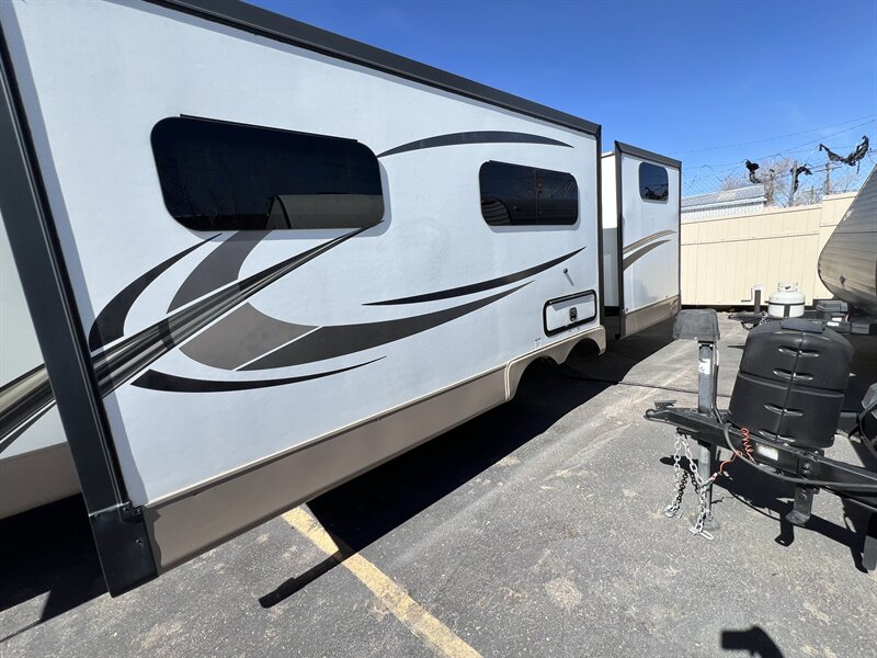 2018 FORESTRIVER 2909WS ROCKWOOD UTRA LITE - Photo 5 - Albuquerque, NM 87108
