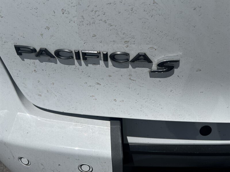 2024 Chrysler Pacifica VAN - Photo 16 - Albuquerque, NM 87108