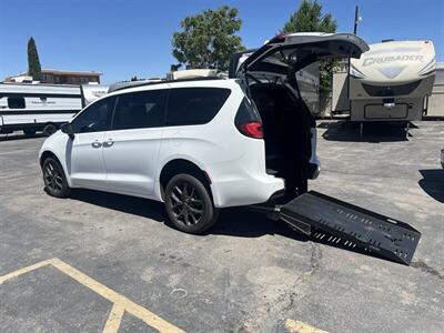2024 Chrysler Pacifica VAN - Photo 7 - Albuquerque, NM 87108