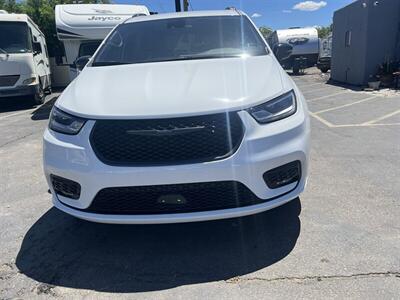2024 Chrysler Pacifica VAN - Photo 20 - Albuquerque, NM 87108