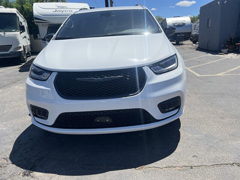 2024 Chrysler Pacifica VAN - Photo 20 - Albuquerque, NM 87108