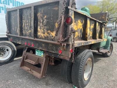 1975 International Harvester 1700 Dump truck   - Photo 3 - Albuquerque, NM 87108