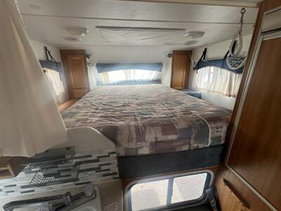 2004 Lance Lancelite   - Photo 8 - Albuquerque, NM 87108