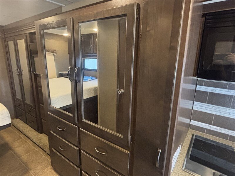 2018 Thor 31W CHATEAU - Photo 14 - Albuquerque, NM 87108
