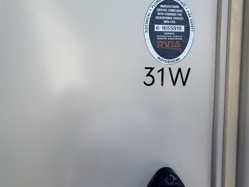 2018 Thor 31W CHATEAU - Photo 6 - Albuquerque, NM 87108