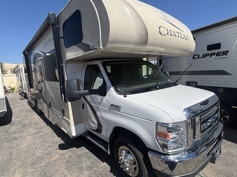 2018 Thor 31W CHATEAU   - Photo 1 - Albuquerque, NM 87108