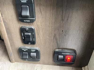 2020 Jayco 31F Redhawk   - Photo 10 - Albuquerque, NM 87108