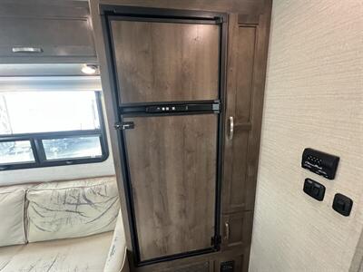 2020 Jayco 31F Redhawk   - Photo 16 - Albuquerque, NM 87108